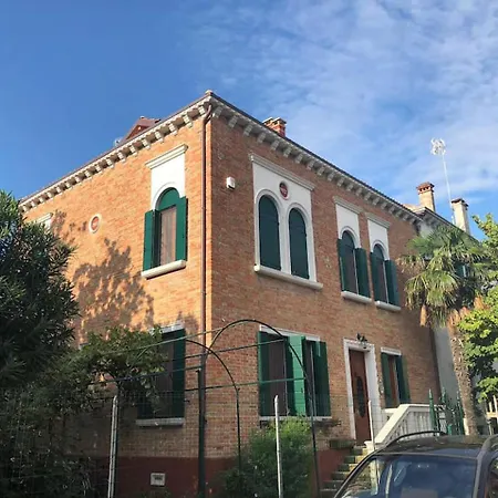 Contarini 4*